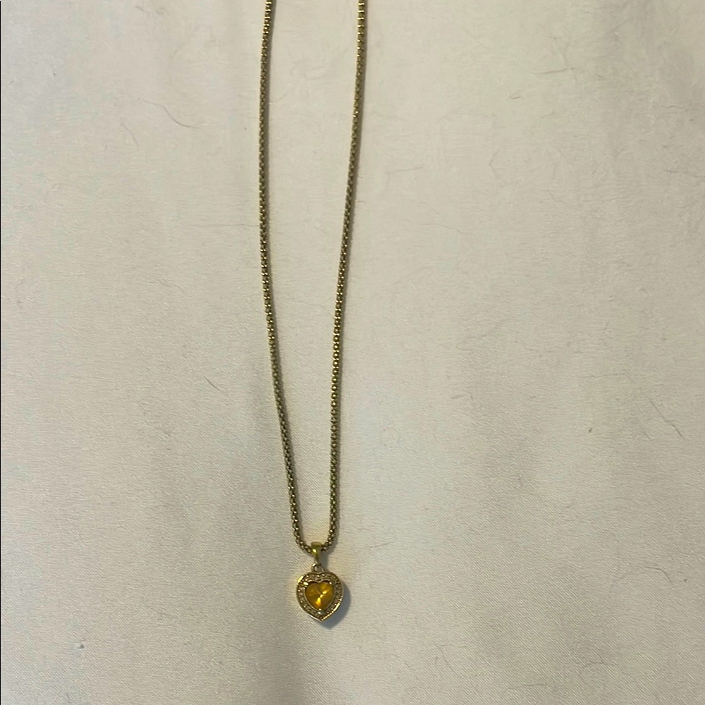Elegant Gold Heart Pendant Necklace